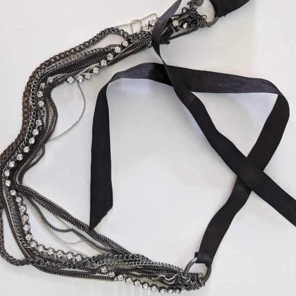 Chain and diamond ribbon necklace - Picture 1 of 3